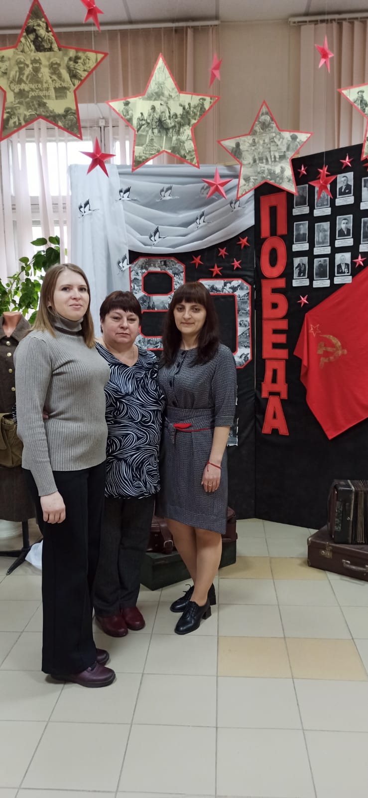 рабочие мометы в отделении помощи семье, женщинам и детям.jpg